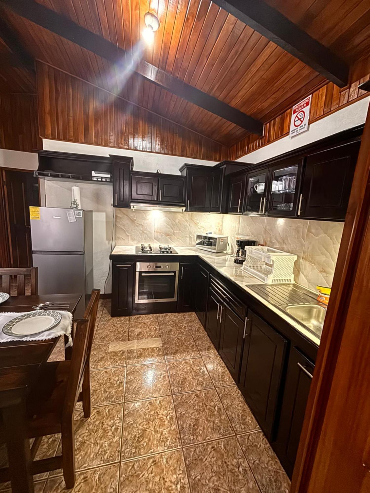 Apartamentos Maily La Fortuna 外观 照片